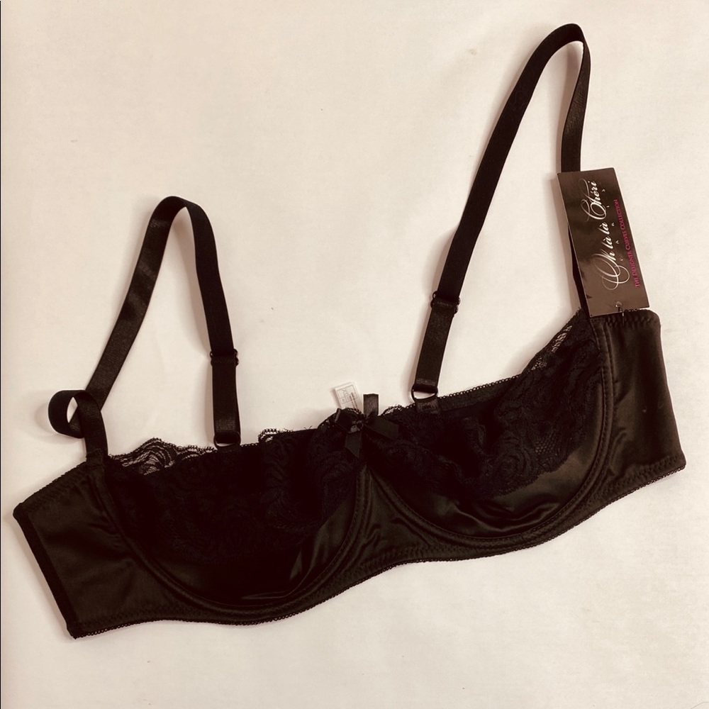 Peekaboo Shelf Black Bra Intimates Lingerie Date